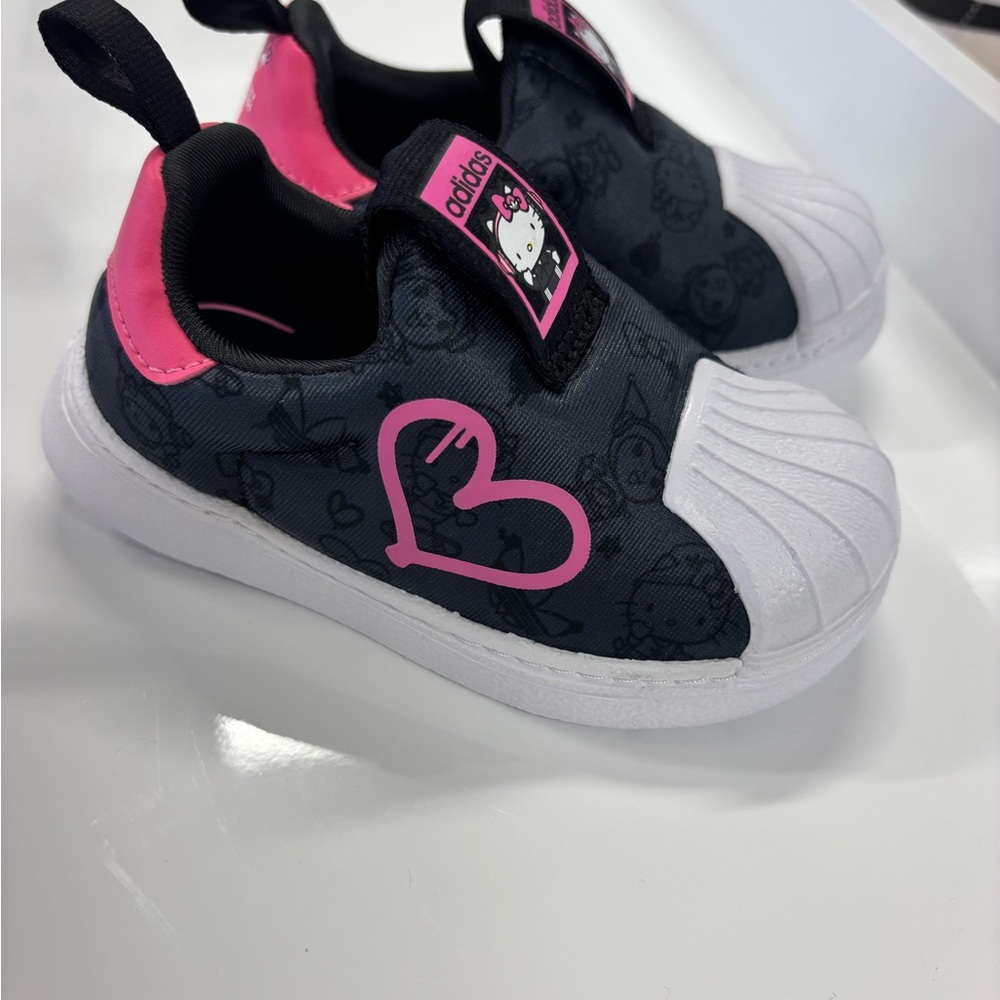 Adidas baby Shoes - Minnie Mouse Black and Pink